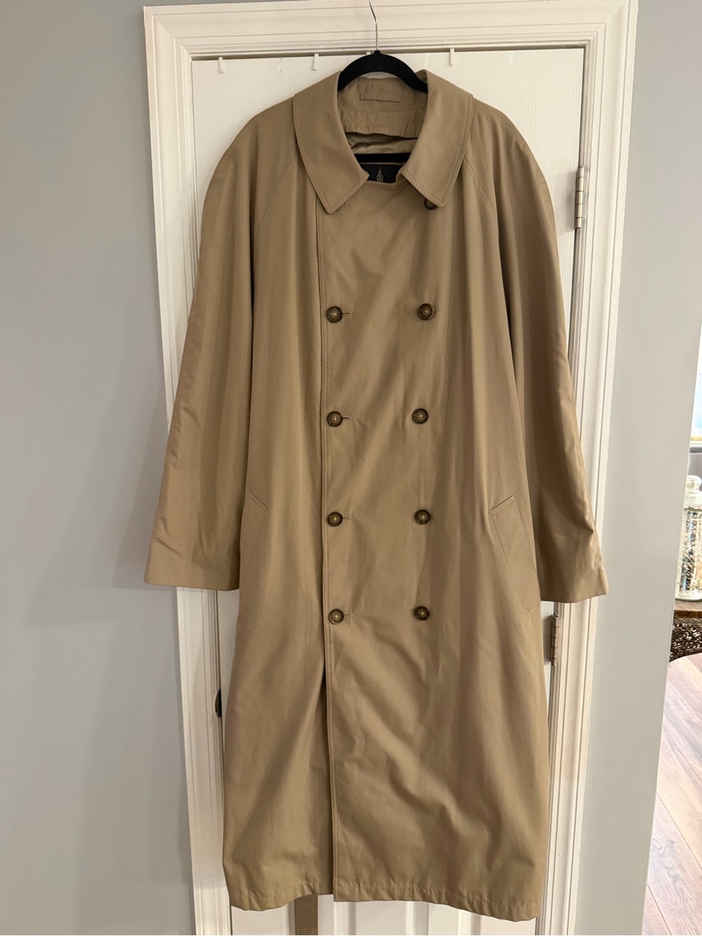 Vintage 1990’s London Fog Men’s Trenchcoat 46 Long Tan Removable Lining